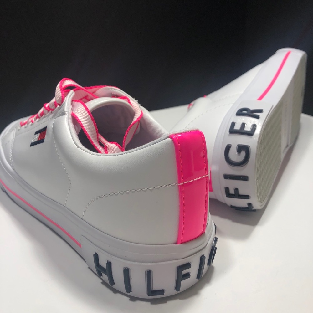 NEW⭐️⭐️⭐️TOMMY HILFIGER FLINT SNEAKERS - Picture 10 of 14